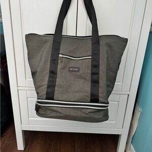Gray Biaggi Expandable Bag